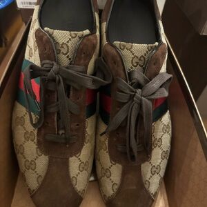 Gucci Men's Beige and Brown Sneakers